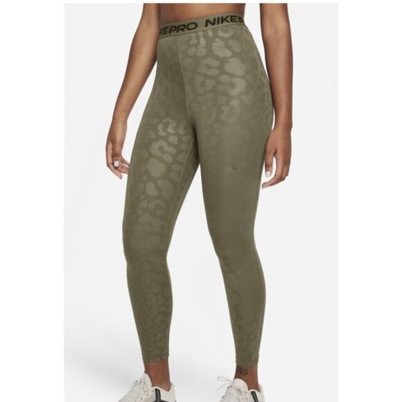 NIKE Dri-Fit Green Camo Tights DD6323-222 Women's Size Medium - Picture 1 of 5